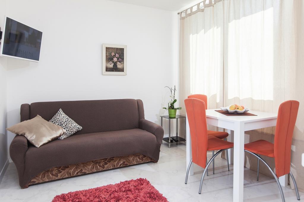 Apartments Filipeti Makarska Exteriör bild